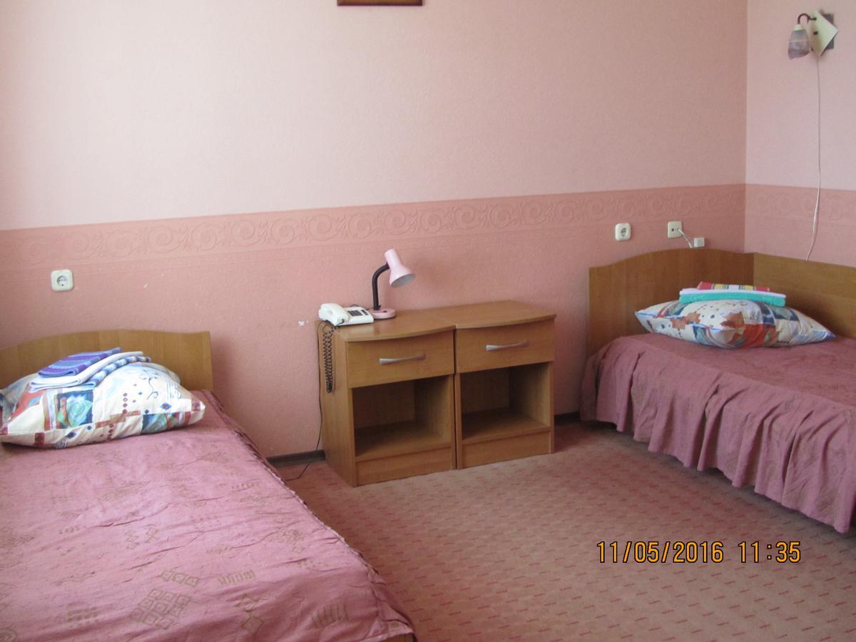 Hotel Berezka Vavkaviszk Kültér fotó