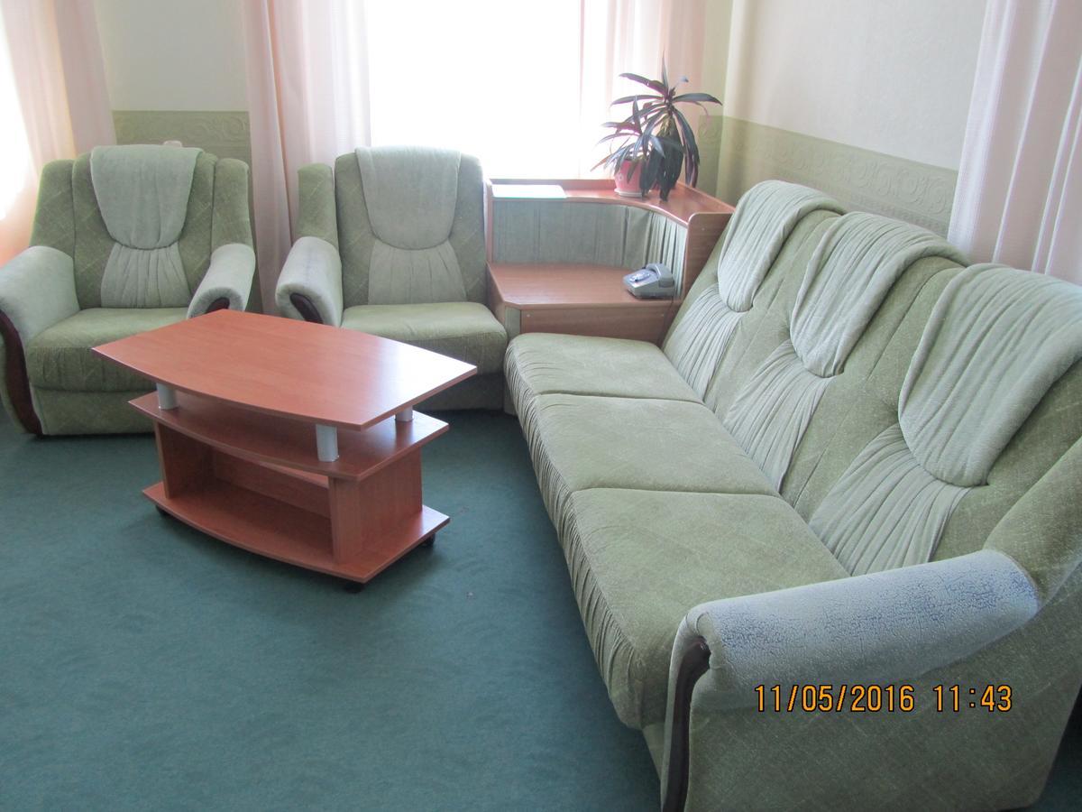 Hotel Berezka Vavkaviszk Kültér fotó