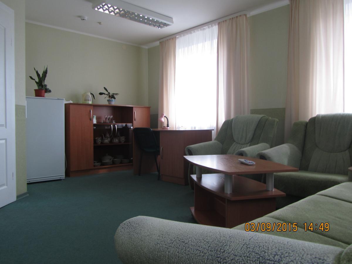 Hotel Berezka Vavkaviszk Kültér fotó
