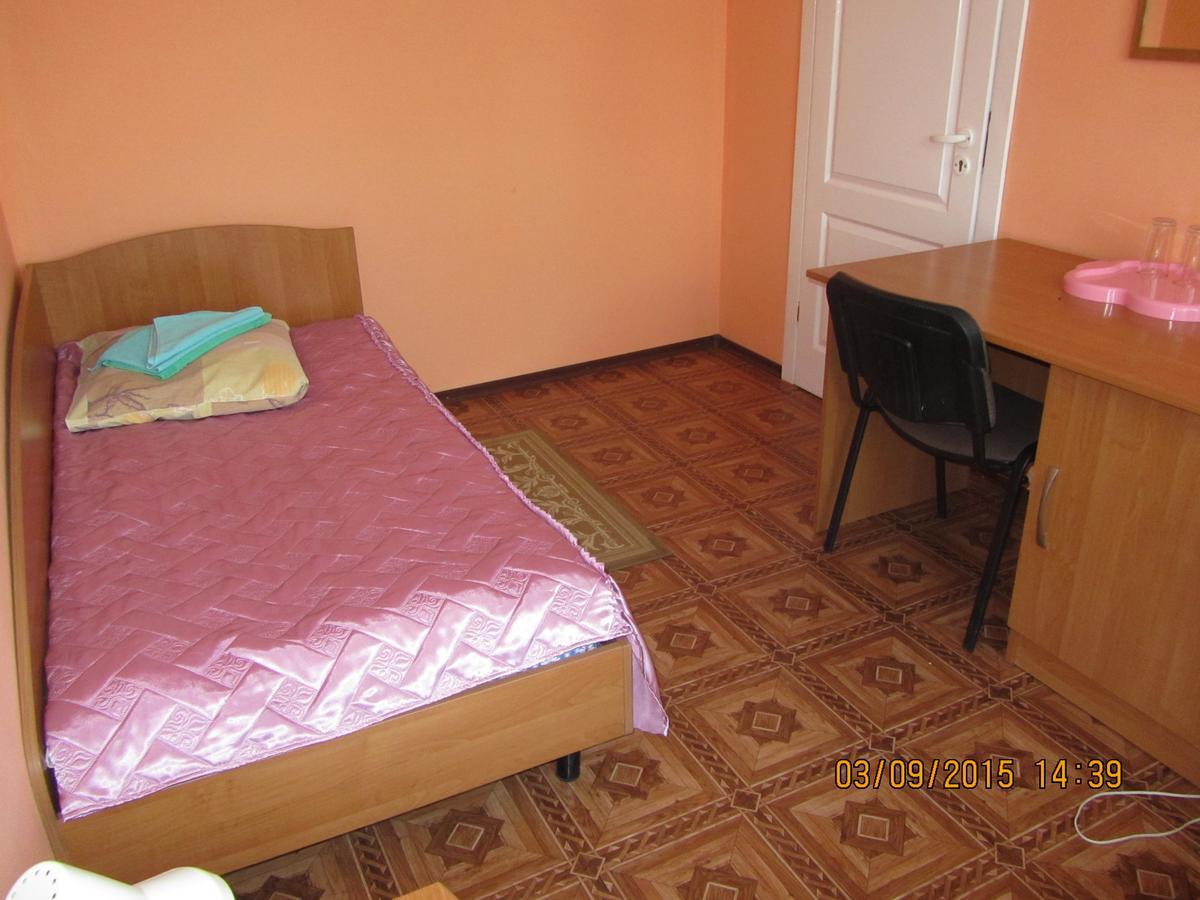 Hotel Berezka Vavkaviszk Kültér fotó