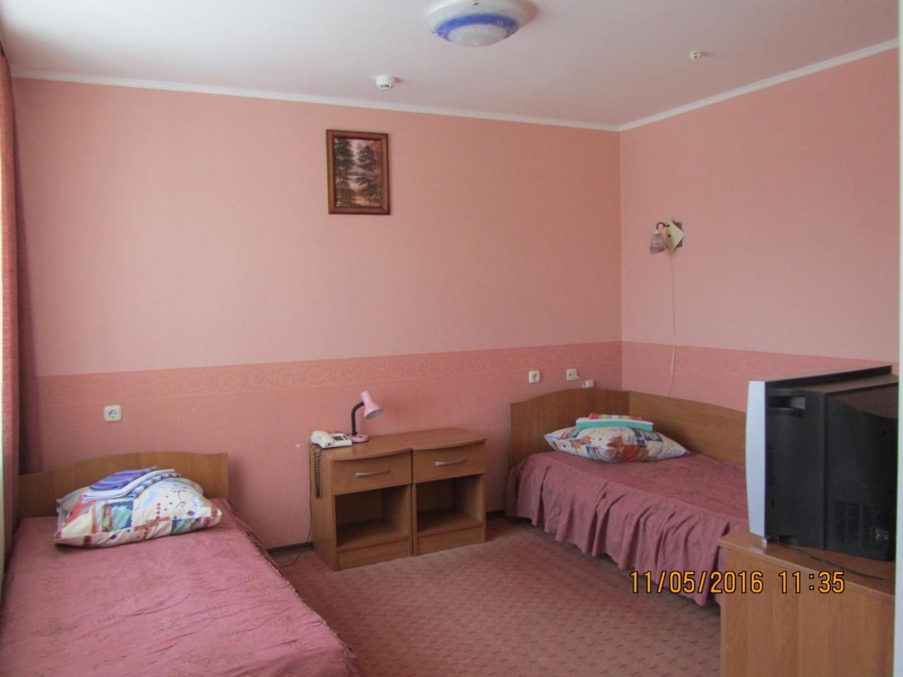 Hotel Berezka Vavkaviszk Kültér fotó